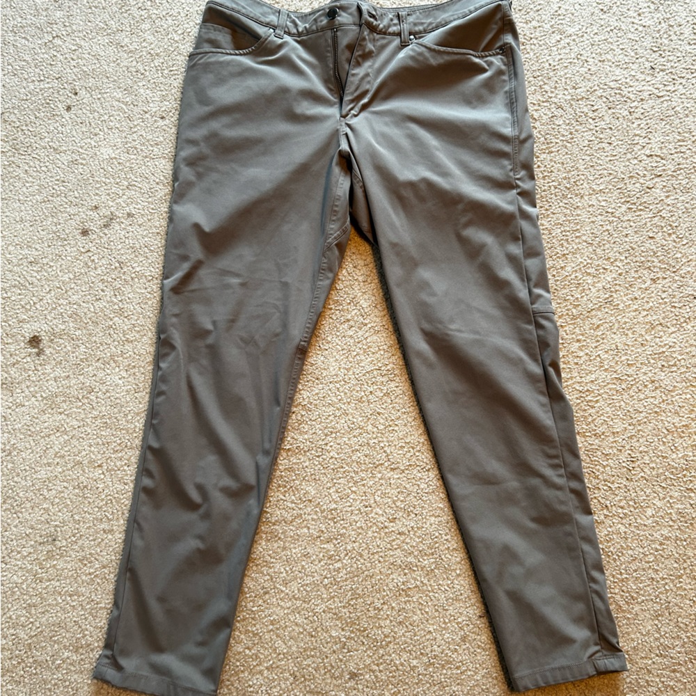 Lululemon ABC Slim Fit Warpstream Pant 32 inseam grey sage